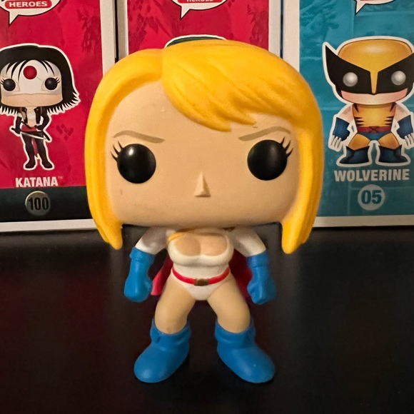 (LOOSE, No Box) Power Girl Dc Comics Funko Pop #94